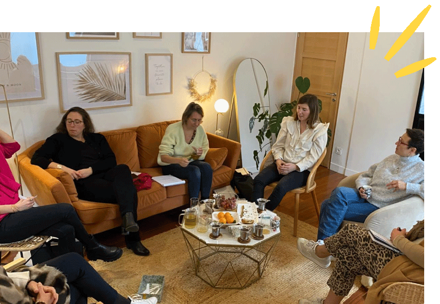 Photo de groupe des membres Réseautages Happy Connexions réunis après un atelier.